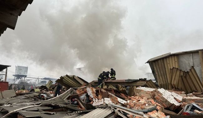 Os russos atiraram em Sumi do lançador de mísseis Tornado com fusíveis de fósforo: viniklo queimou muito