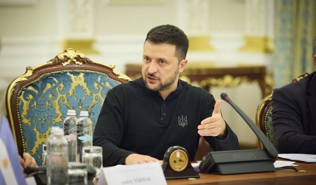 Zelensky discutiu com a delegação dos países da América Latina a questão da proteção da Ucrânia