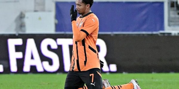 Shakhtar explica ritual inusitado de Eguinaldo após jogo com Ingulets (VÍDEO)