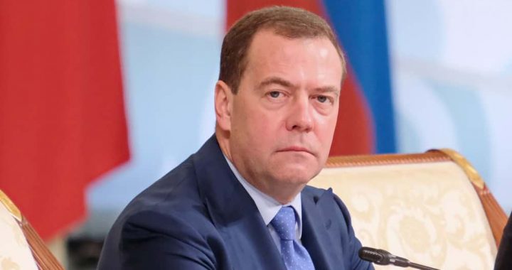 Medvedev expressou a nova “linha vermelha” do Kremlin e ameaçou com novas porções de ameaças