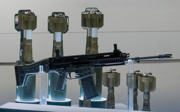 “Ukroboronprom” iniciou a montagem licenciada de rifles de assalto tchecos BREN-2 na Ucrânia