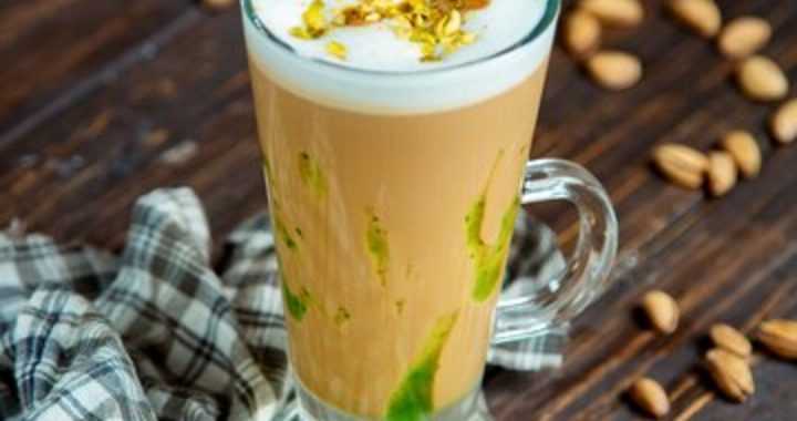 Pistache latte: história e receita de uma bebida delicada