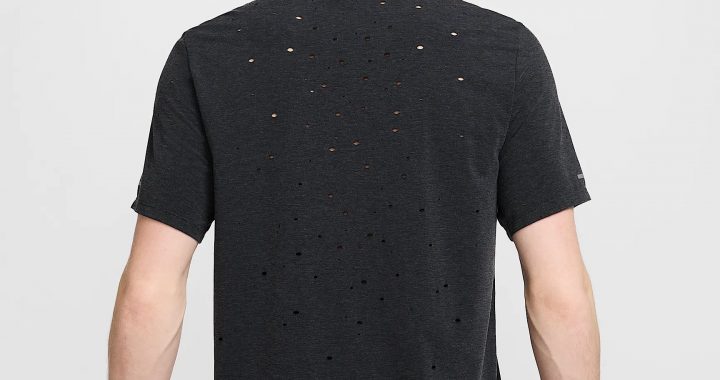 Design de camiseta Nike Hole: uma nova tendência ou um plágio de uma marca famosa Satisfy Running