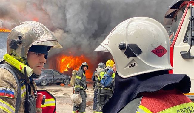 Incêndios, explosões e fechamento de aeroportos: quais são as consequências do ataque massivo de drones na Rússia