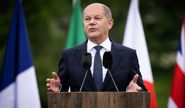 Scholz critica os planos de Trump para reassentar palestinos de Gaza