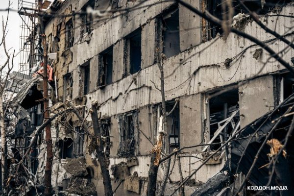 Ocupantes lançaram uma bomba aérea na infraestrutura de Sumy, a mídia mostrou imagens da destruição