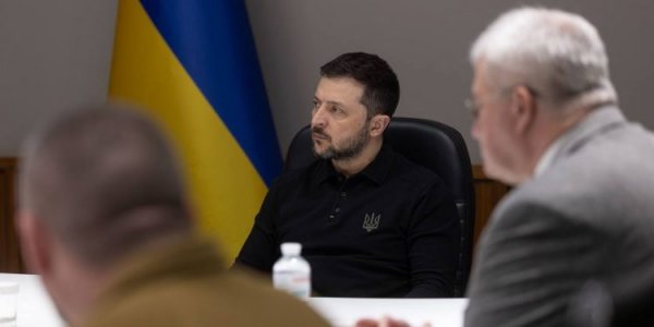 Zelensky espera que os EUA consigam aumentar a pressão sobre a Rússia e forçá-la a parar a guerra