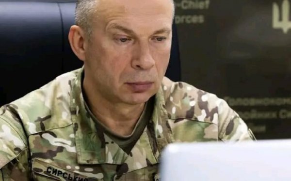 Syrsky: O trabalho continua para melhorar a qualidade do treinamento básico de armas combinadas