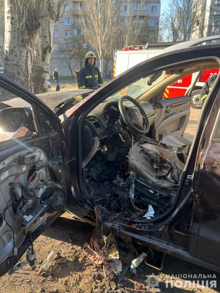 Explosão de carro em Dnepr: polícia investiga assassinato de oficial sob artigo "ato terrorista"