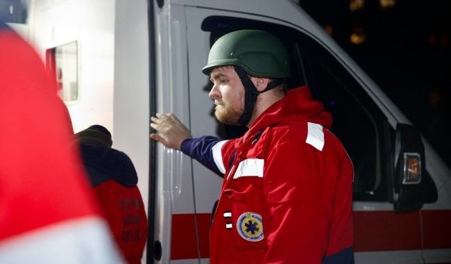 Escolas e prédios destruídos, crianças entre as vítimas. O que sabemos sobre o ataque a Krivoy Rog e as mentiras da Federação Russa?