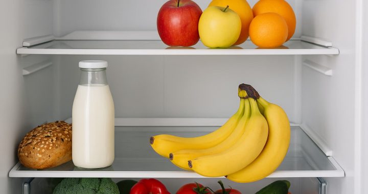 O que não se deve guardar no frigorífico: leite, pão e frutas