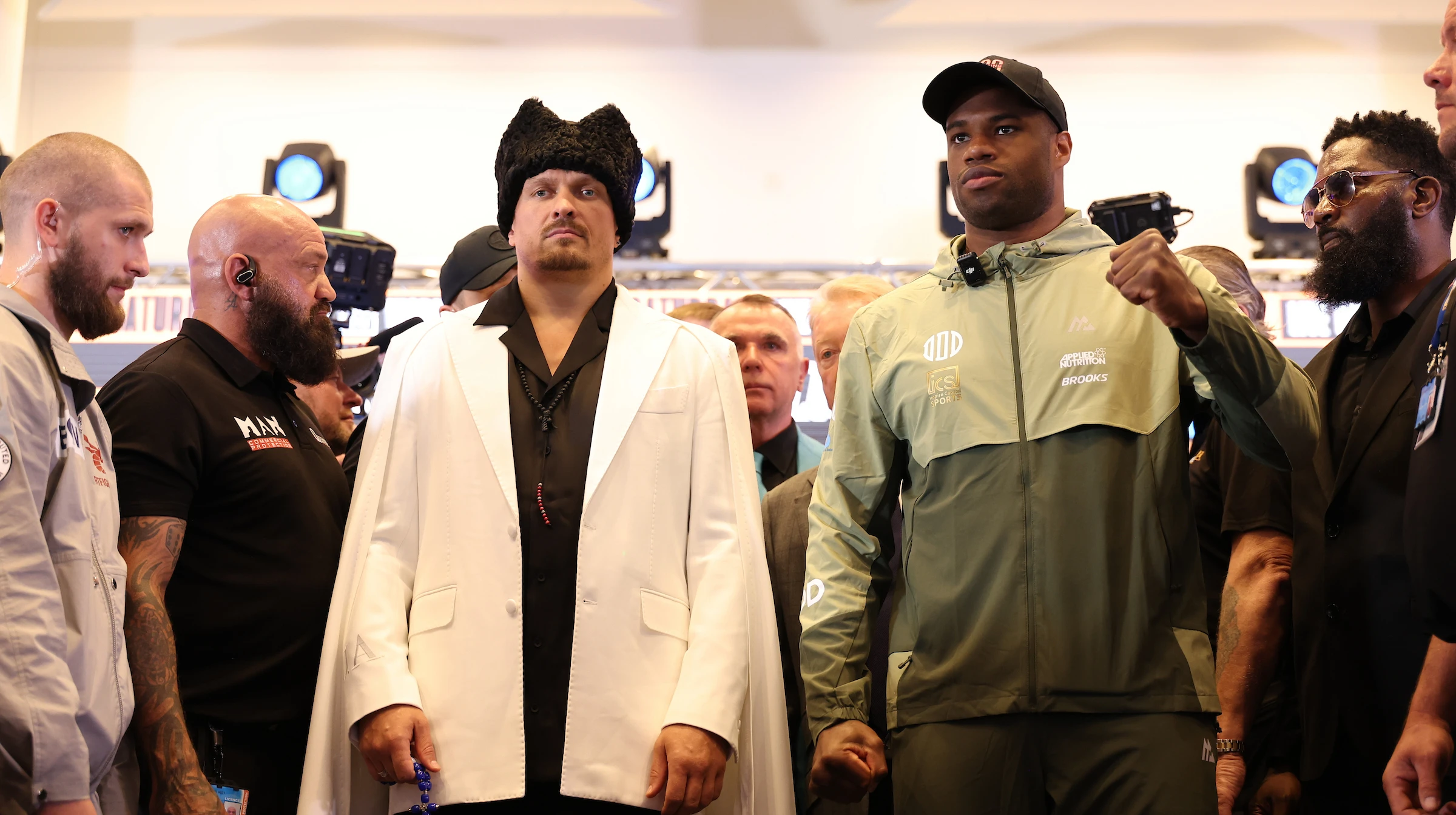 Pesagem de Usyk e Dubois: quando e onde assistir à cerimônia