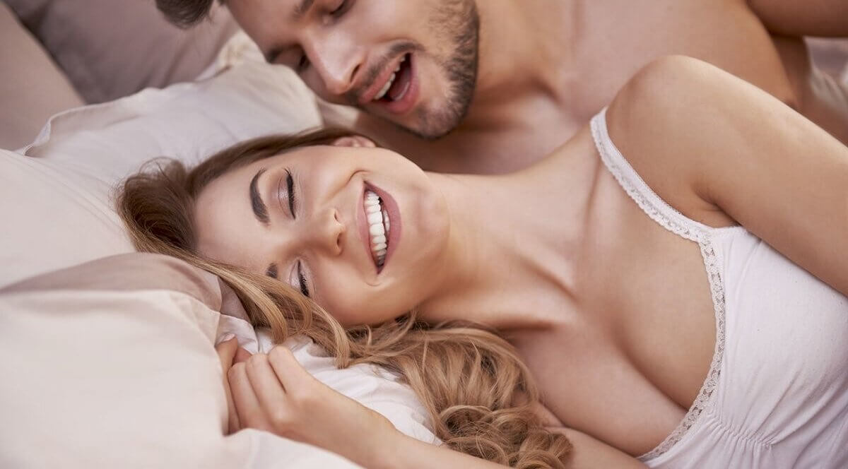 Descubra quantas vezes por mês é recomendável fazer sexo, o que dizem especialistas e como encontrar o equilíbrio ideal para saúde e prazer.