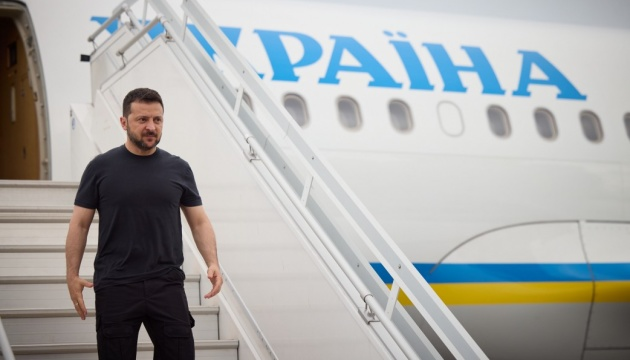 Volodymyr Zelensky em Berlim: negociações com Trump e líderes europeus
