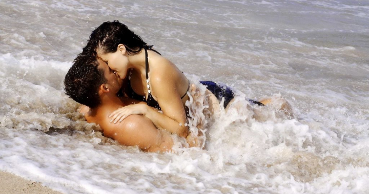 Sexo na Praia e Aventuras Aquáticas: Vale a Pena Tentar?