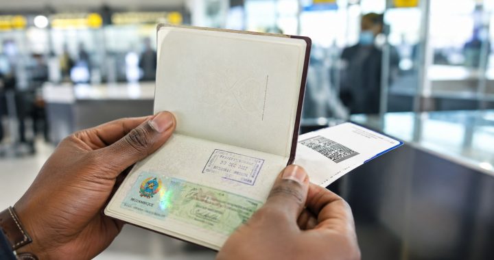 12 países onde moçambicanos podem obter visto à chegada em 2026: preços, documentos e limites de estadia